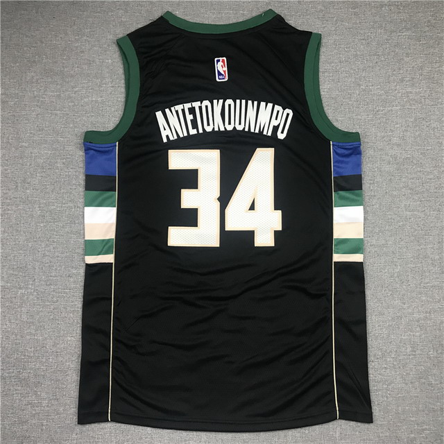 Milwaukee Bucks-020